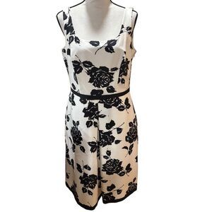 Ann Taylor Silk Midi-Dress White with Black Floral Print Line Pleated Front 12P‎